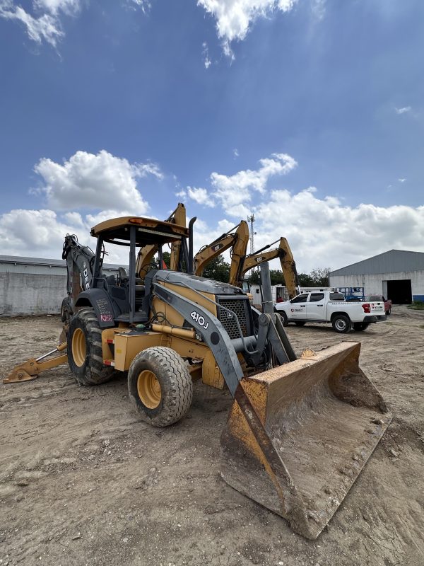 Retroexcavadora 2008 410J