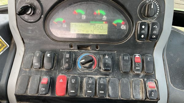 Retroexcavadora 2017 Caterpillar 430FIT - Image 9