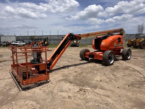 PLATAFORMA ARTICULADA 2012 JLG 600AJ - Image 2