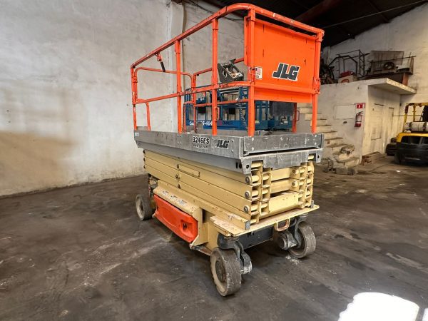 Plataforma tijera 2014 JLG 3246ES