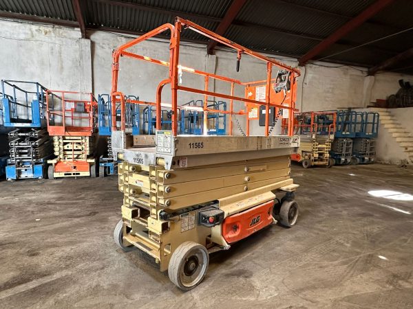 Plataforma tijera 2014 JLG 3246ES