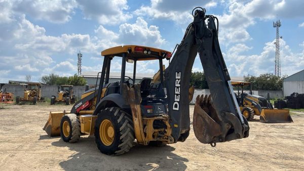 Retroexcavadora 2014 John Deere 310SK - Image 11