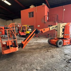 Plataforma Articulada 2016 JLG E300AJP