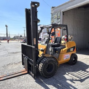 Montacargas 2021 Caterpillar GP45N1